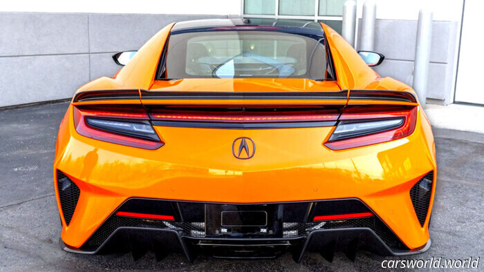 A Surprising Sale Finally Brought Attention to Acura’s Overlooked Supercar | Carscoops